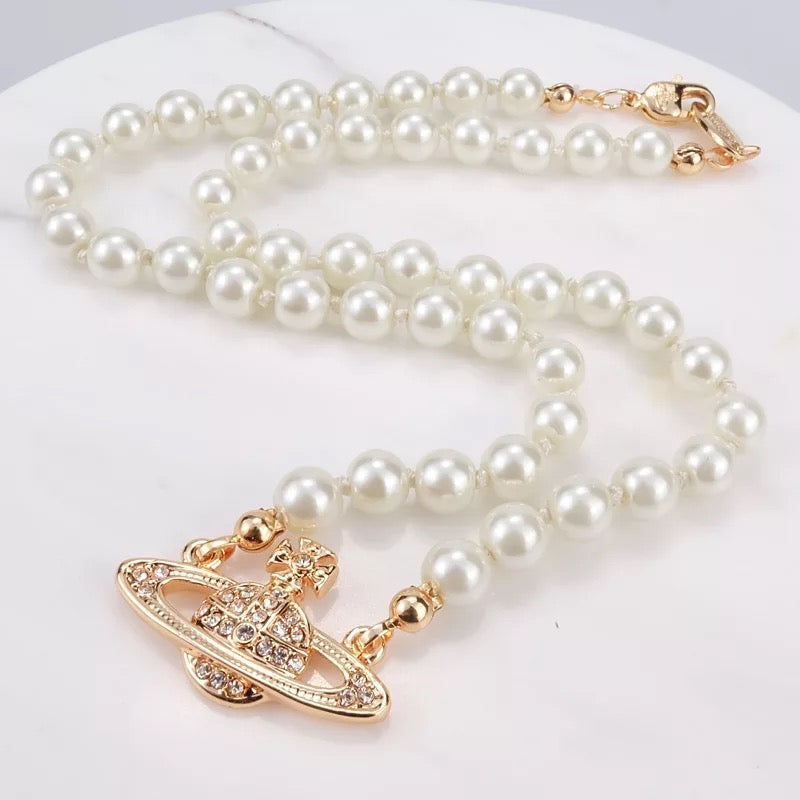 Stylish Saturn Pearl Necklace – Alilet Jewelry